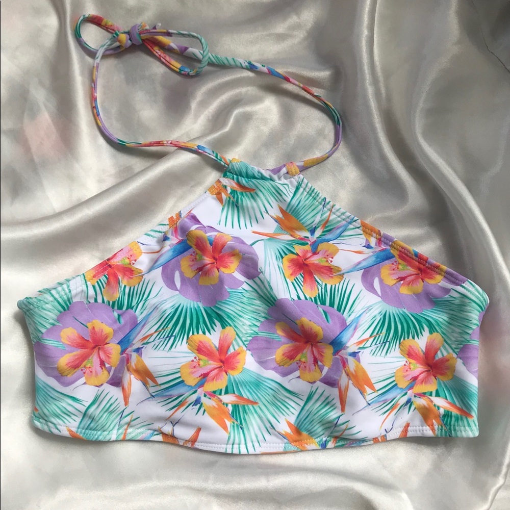 NWOT LA Hearts Tropical Bikini Top